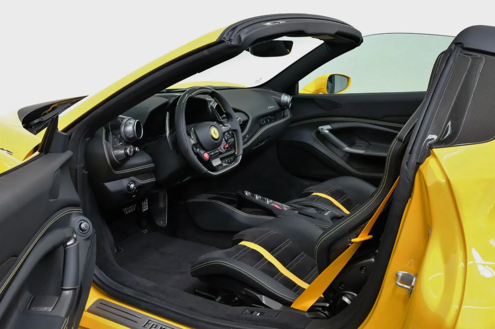F8 SPIDER/CARBON/RACING SEATS/LIFT/PASSANGER DIS