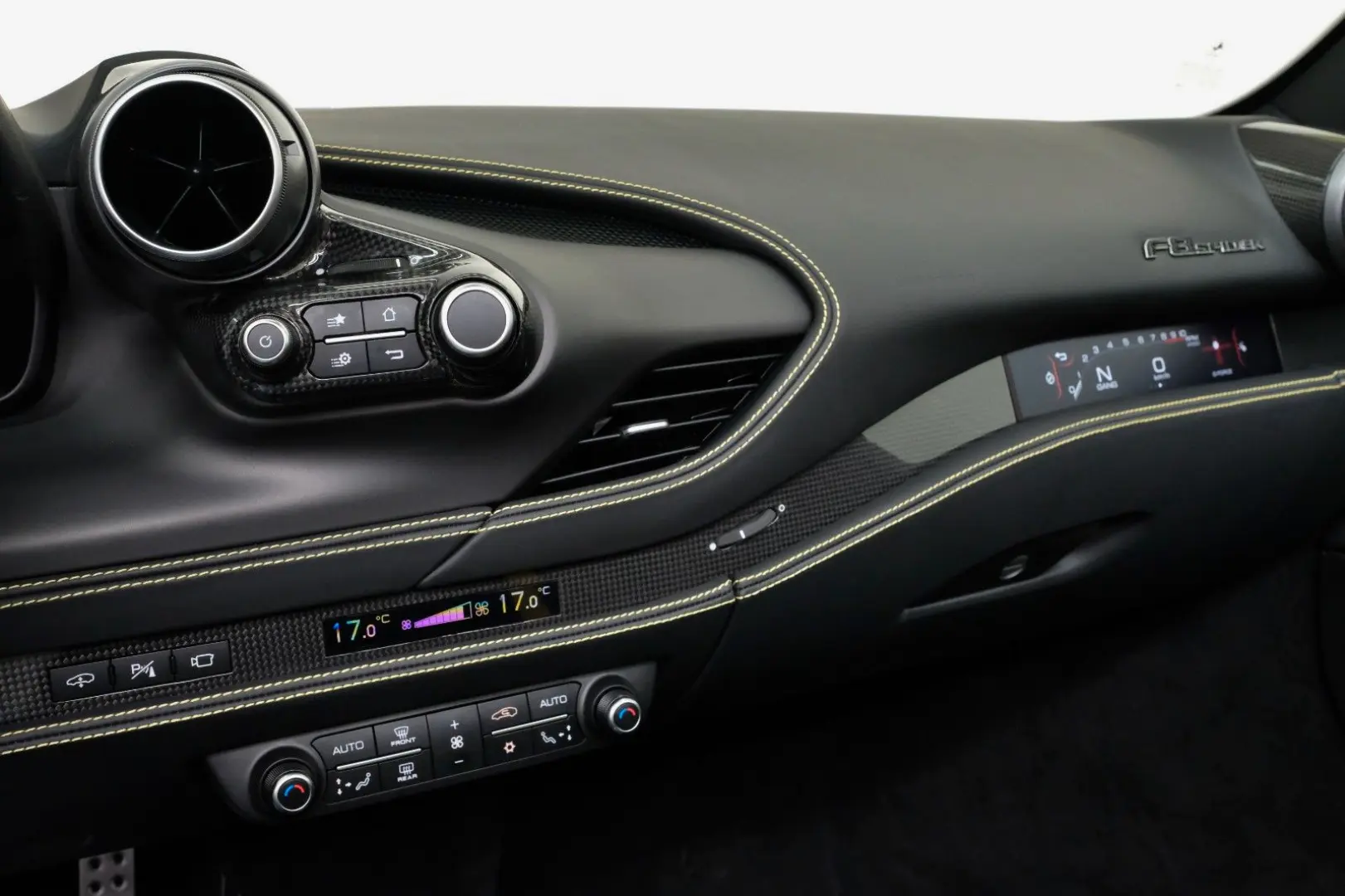 F8 SPIDER/CARBON/RACING SEATS/LIFT/PASSANGER DIS