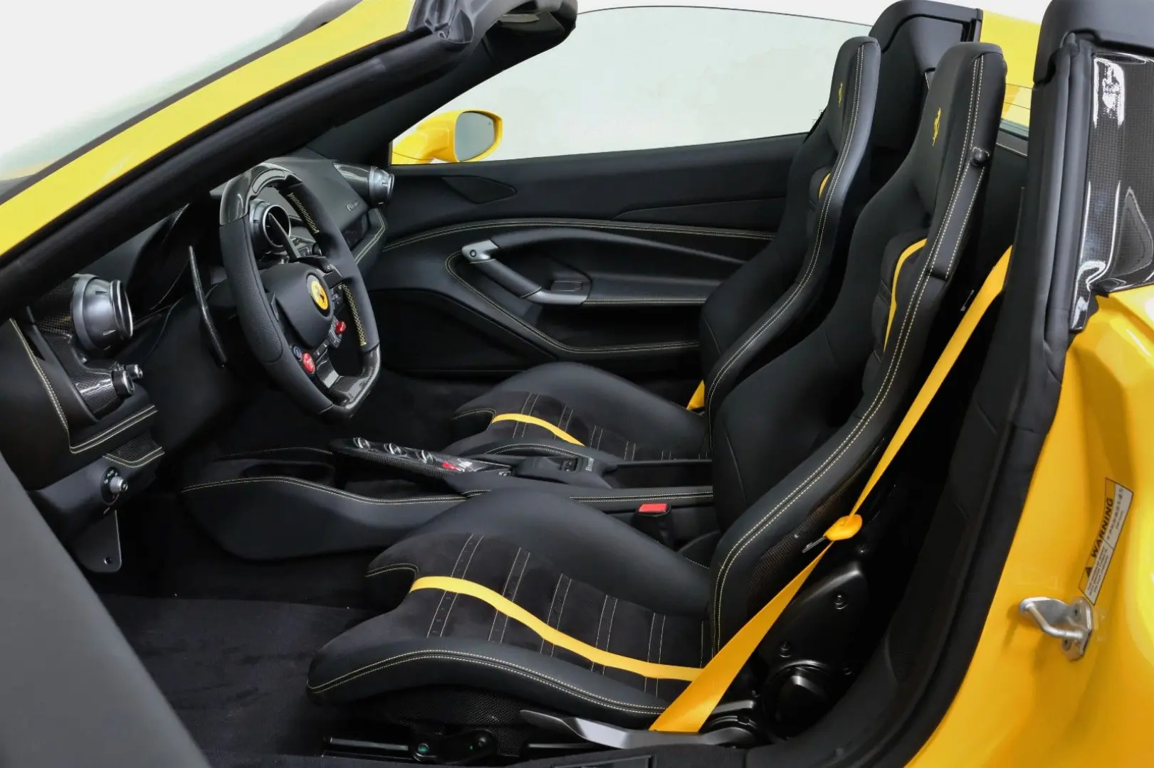 F8 SPIDER/CARBON/RACING SEATS/LIFT/PASSANGER DIS