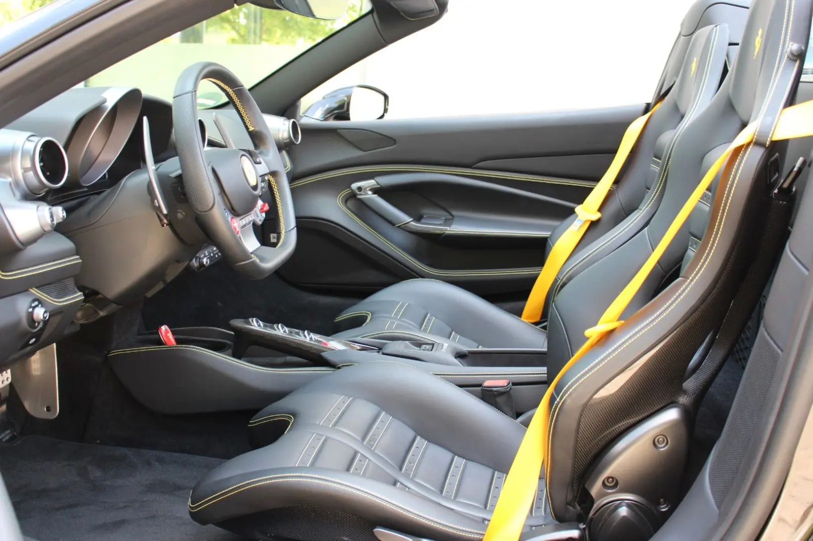 F8 Spider / RACINGSEATS / LIFT / GARANTIE/ 360