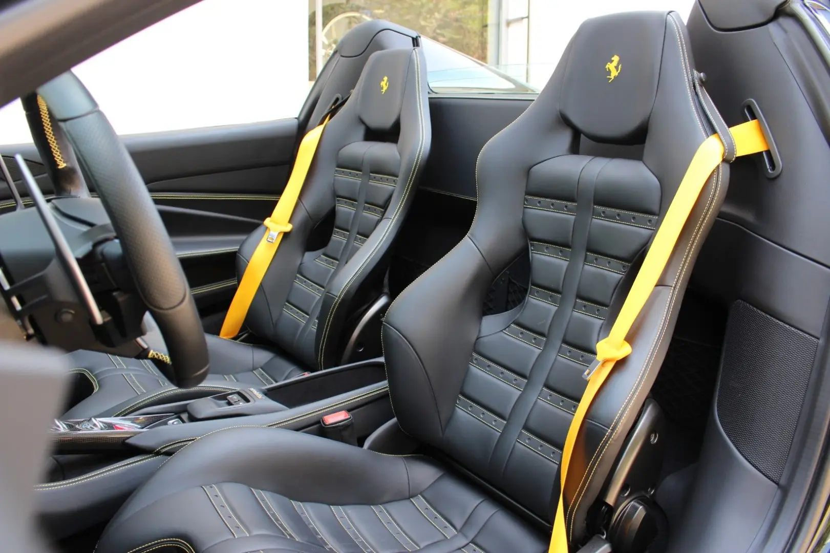 F8 Spider / RACINGSEATS / LIFT / GARANTIE/ 360