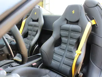 F8 Spider / RACINGSEATS / LIFT / GARANTIE/ 360