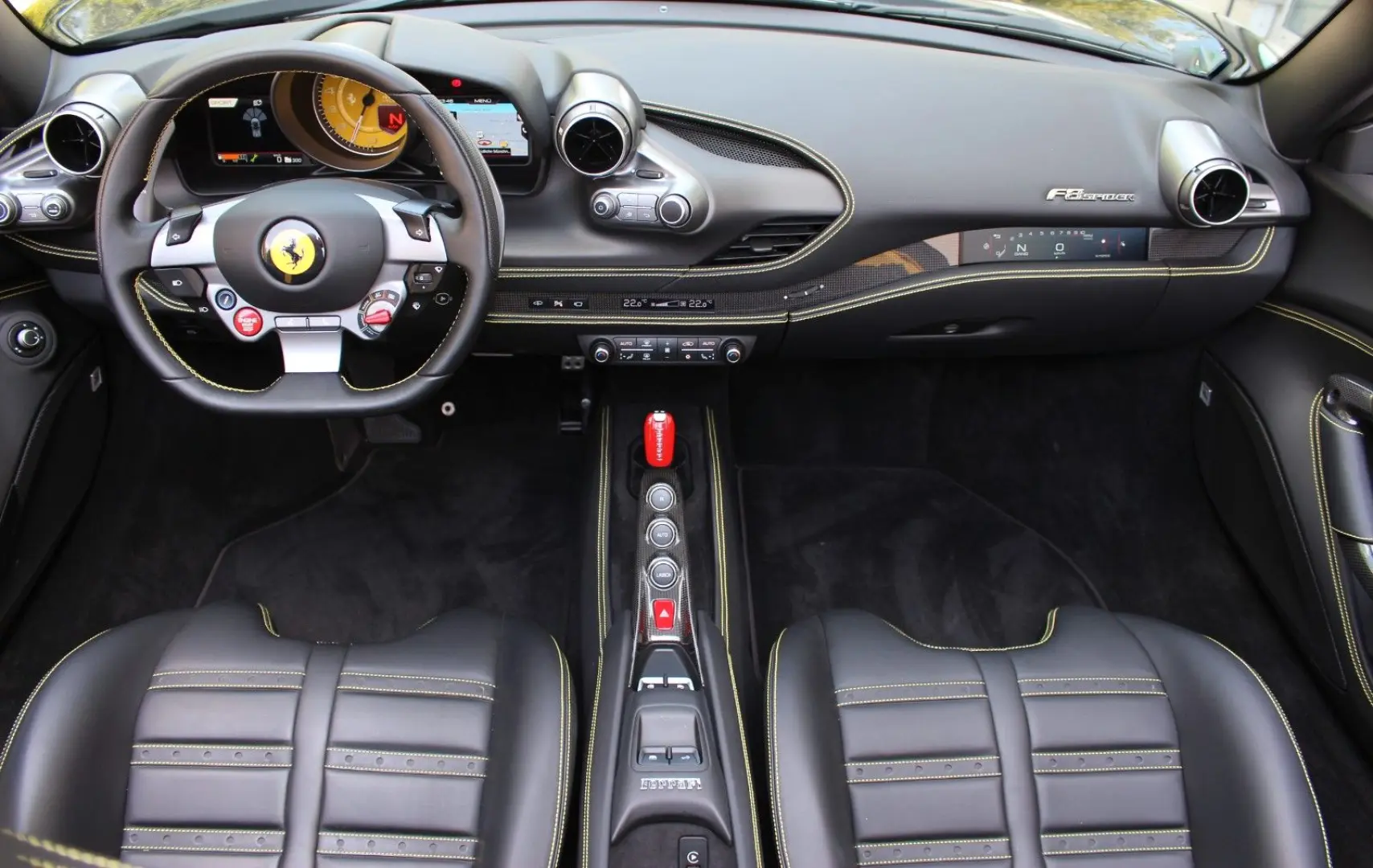 F8 Spider / RACINGSEATS / LIFT / GARANTIE/ 360