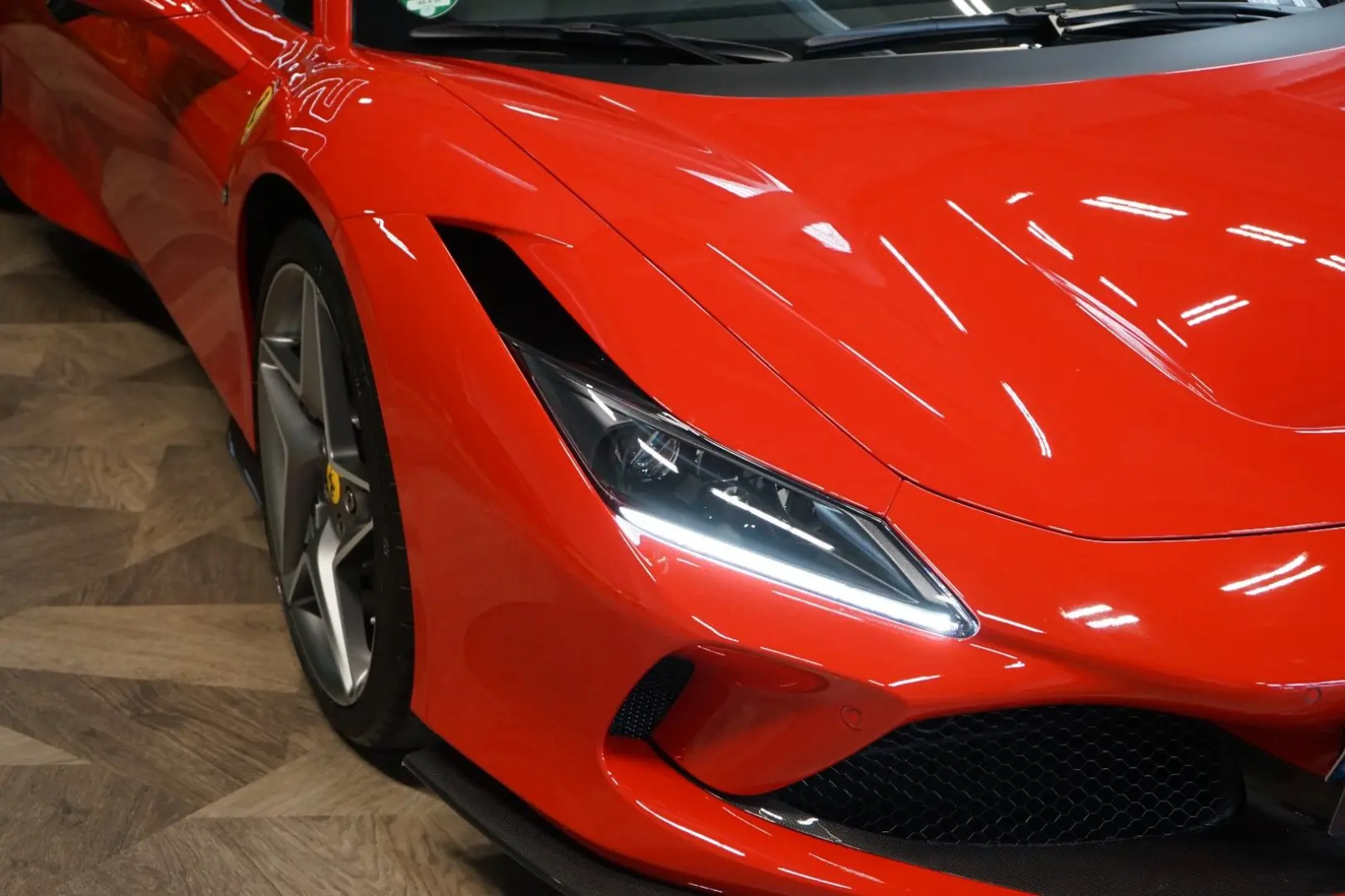F8*SPIDER*LIFT*CARBON*WARRANTY*293.306€ NETTO