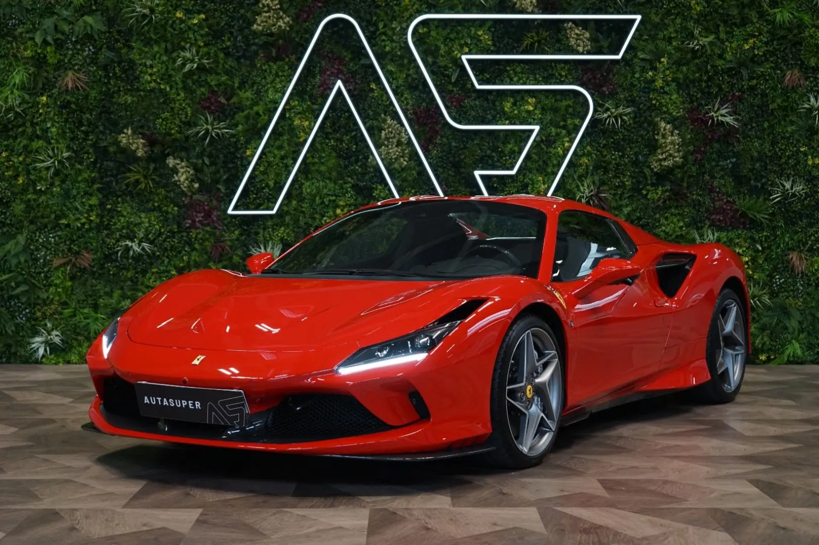 F8*SPIDER*LIFT*CARBON*WARRANTY*293.306€ NETTO