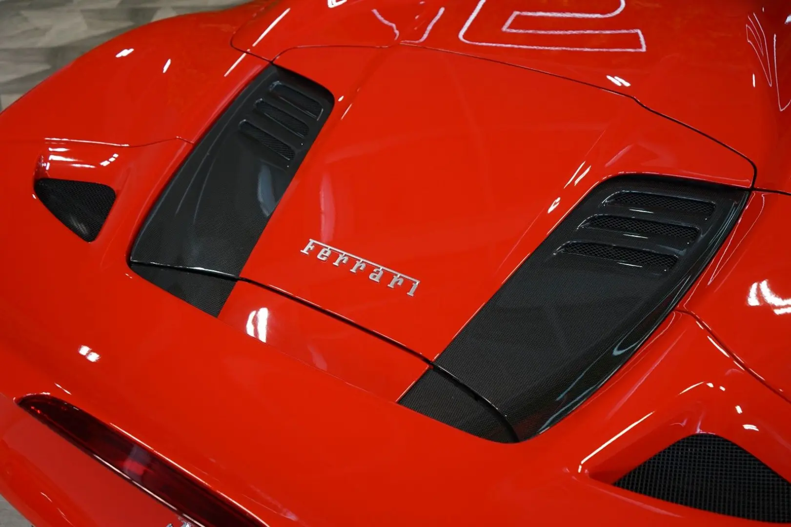 F8*SPIDER*LIFT*CARBON*WARRANTY*293.306€ NETTO