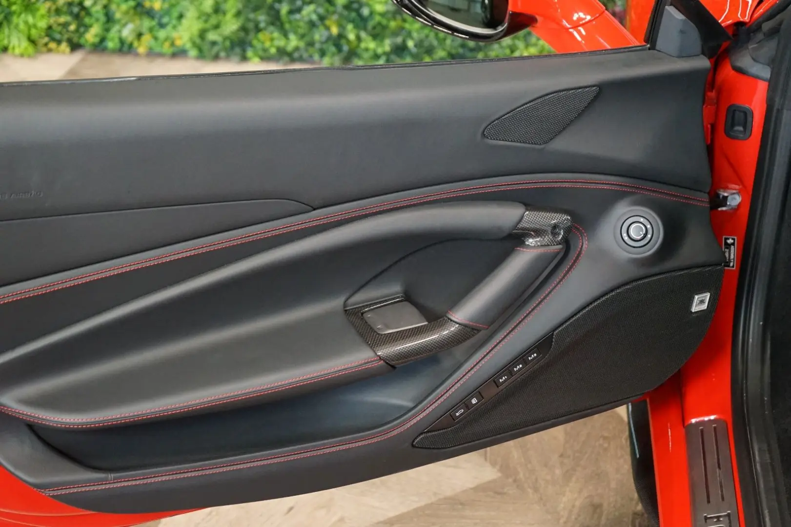 F8*SPIDER*LIFT*CARBON*WARRANTY*293.306€ NETTO