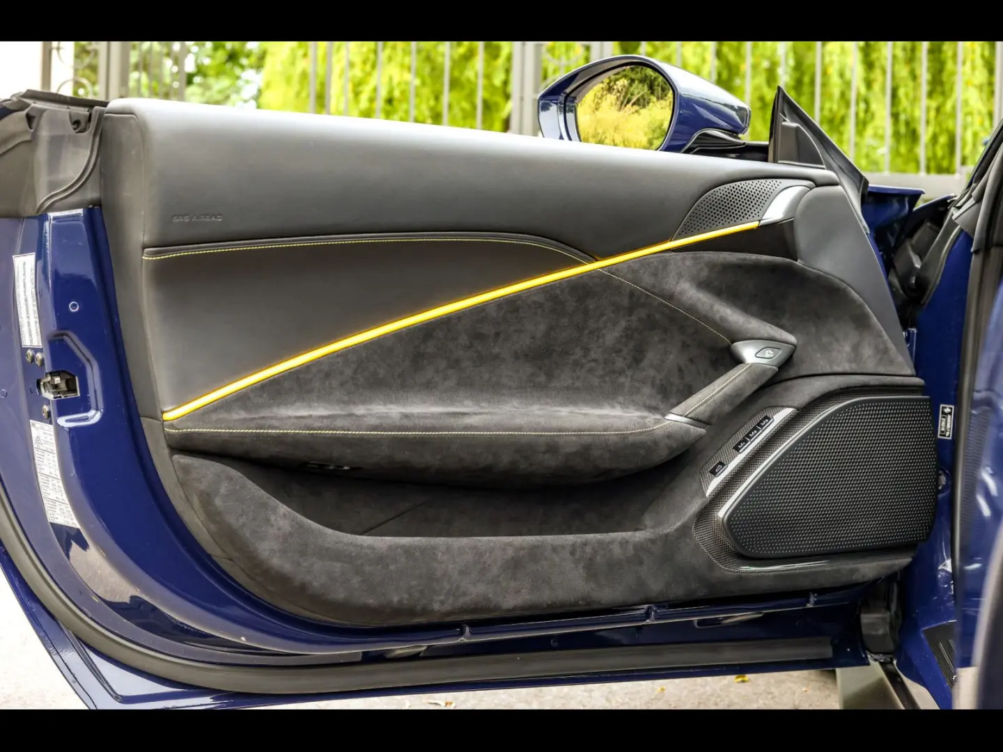 Roma °BLU SCOZIA°SPEC°CARBON°DISP°LEDS°XPEL