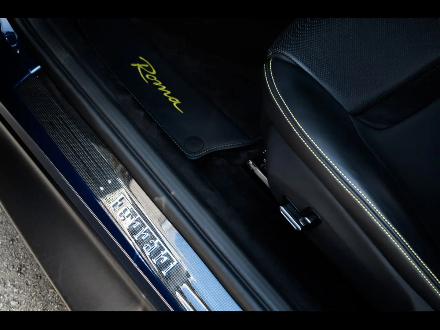 Roma °BLU SCOZIA°SPEC°CARBON°DISP°LEDS°XPEL
