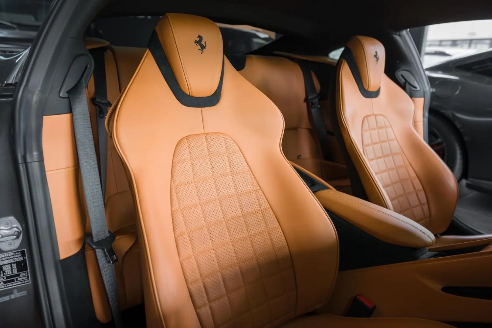 Roma- Passenger display- JBL- Carbon