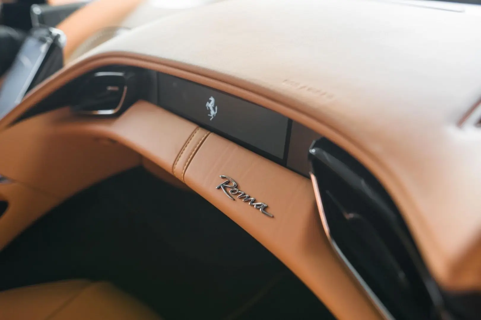 Roma- Passenger display- JBL- Carbon