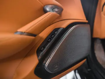 Roma- Passenger display- JBL- Carbon