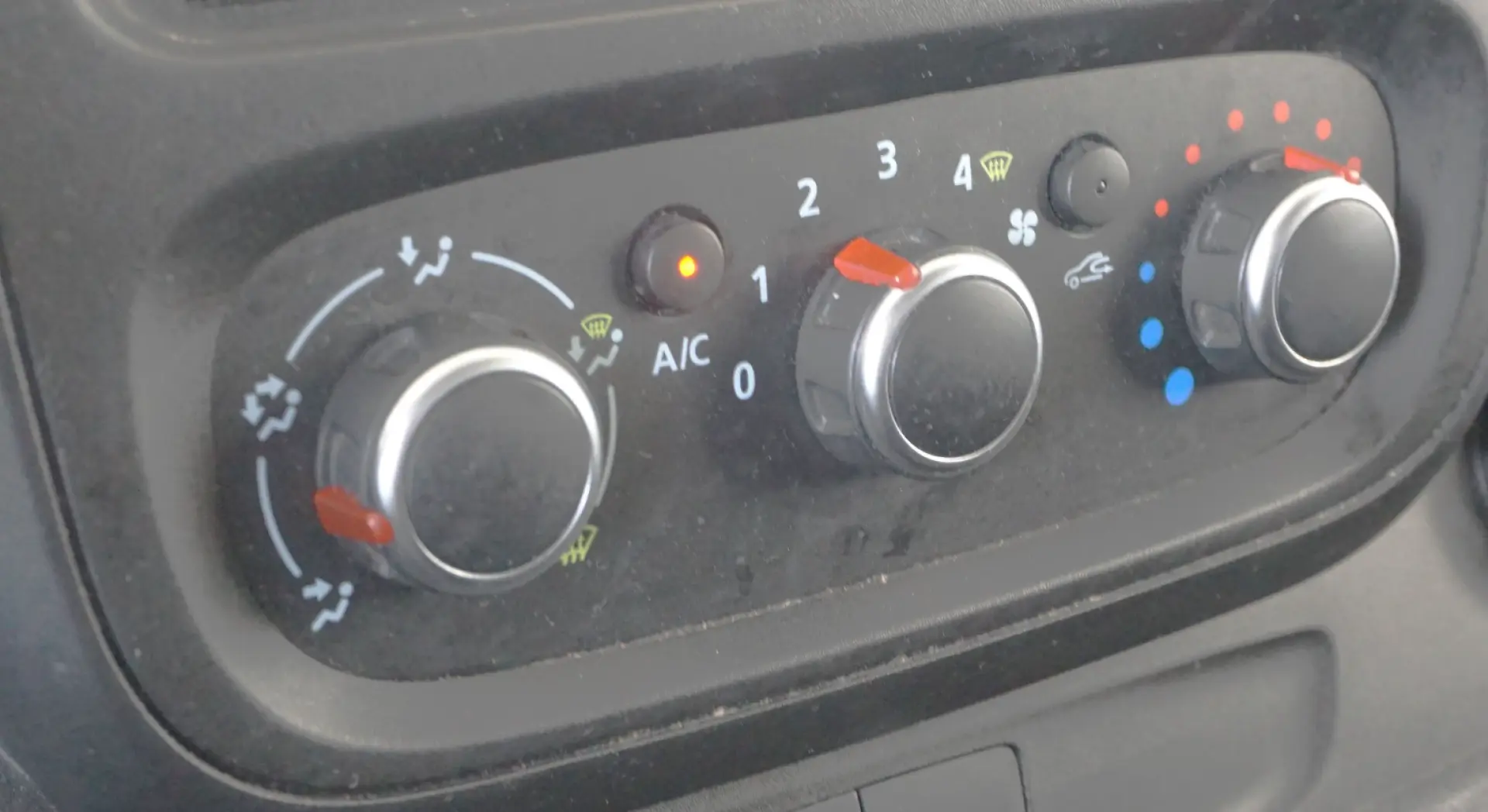RENAULT TRAFIC L1H1 2.0 ENERGY dCi 120 2,8t Start