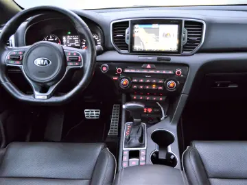 KIA SPORTAGE GT LINE 4WD