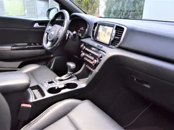 KIA SPORTAGE GT LINE 4WD