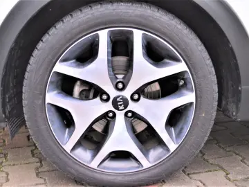 KIA SPORTAGE GT LINE 4WD