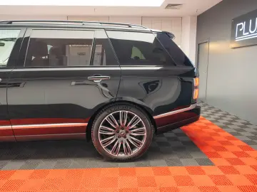 Range Rover 3L diesel Long Autobiography