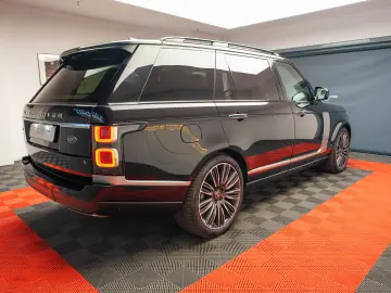 Range Rover 3L diesel Long Autobiography