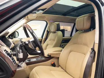 Range Rover 3L diesel Long Autobiography