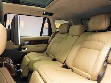 Range Rover 3L diesel Long Autobiography