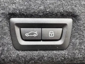 520i Limousine AHK/ACC/AdaptLED/RFKKomfZug