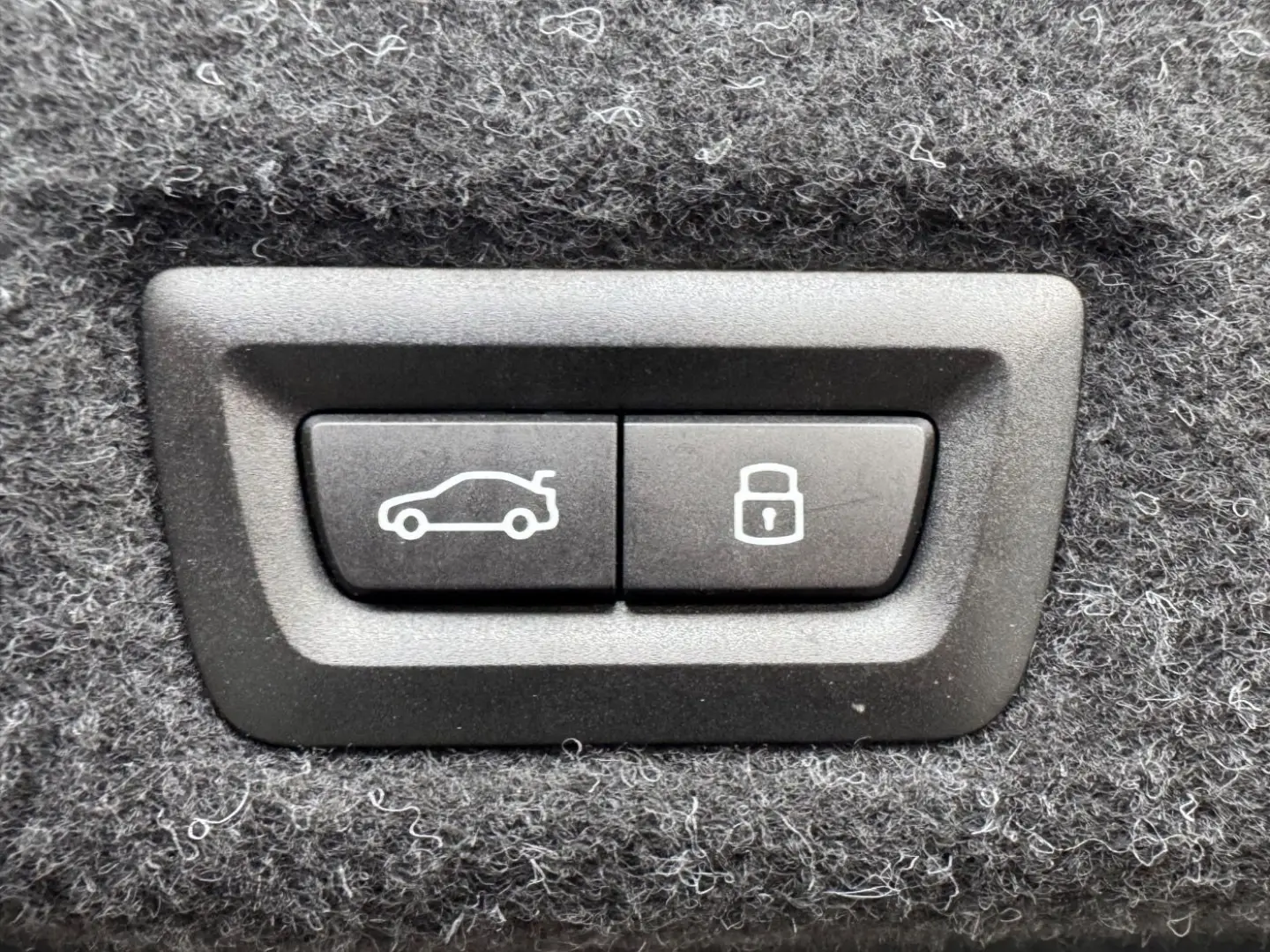 520i Limousine AHK/ACC/AdaptLED/RFKKomfZug