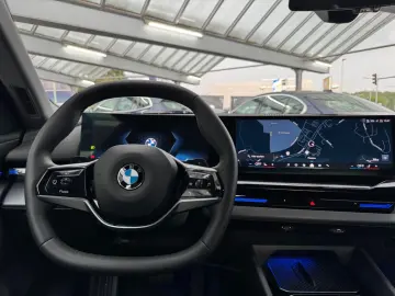 520i Limousine AHK/ACC/AdaptLED/RFKKomfZug