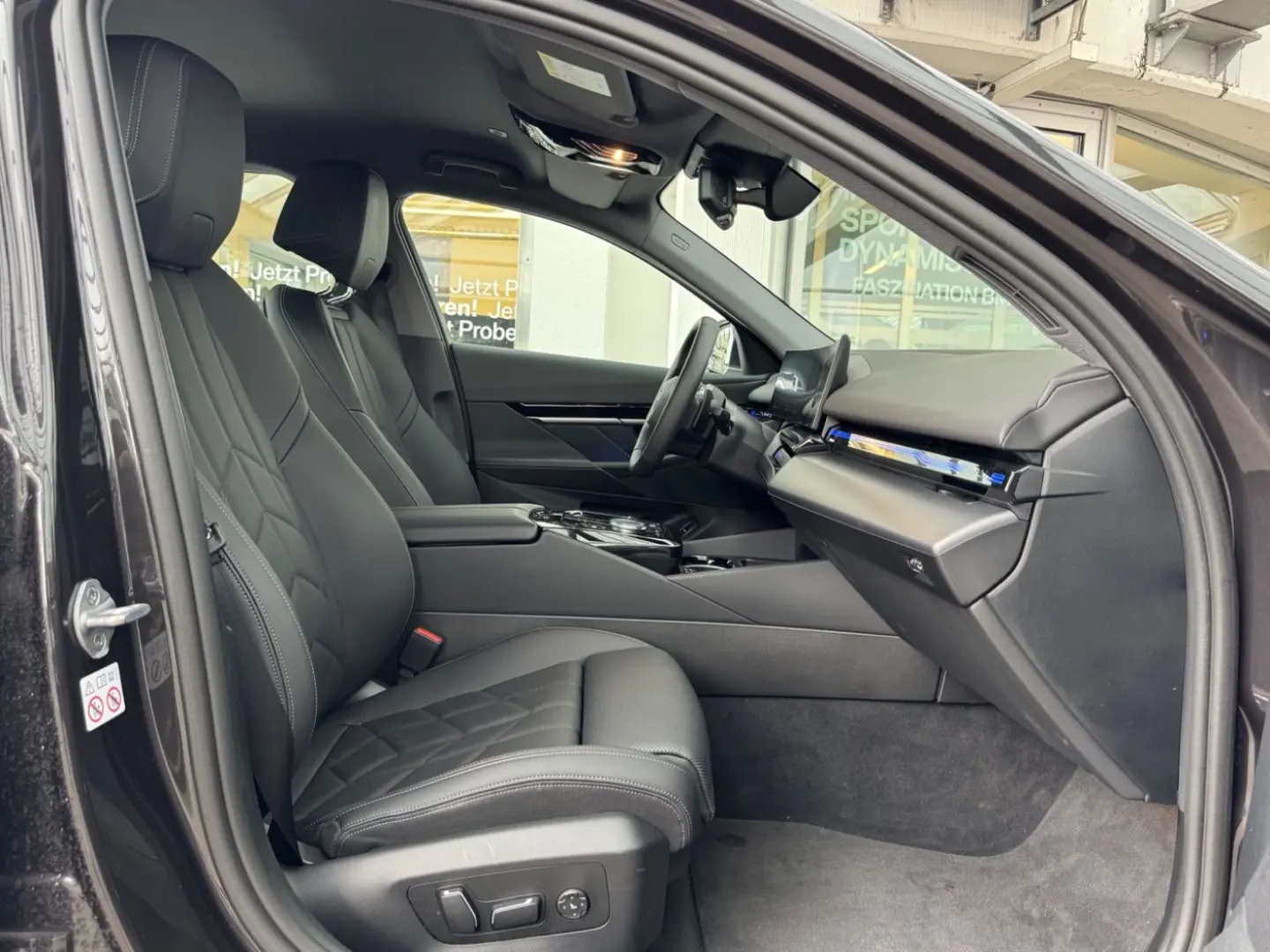 520i Limousine AHK/ACC/AdaptLED/RFKKomfZug