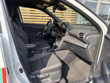Yaris Cross 1.5 HEV FWD Dynamic 116 CP