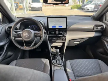 Yaris Cross 1.5 HEV FWD Dynamic 116 CP