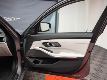 BMW M3 xDrive Competition H&K Carbon