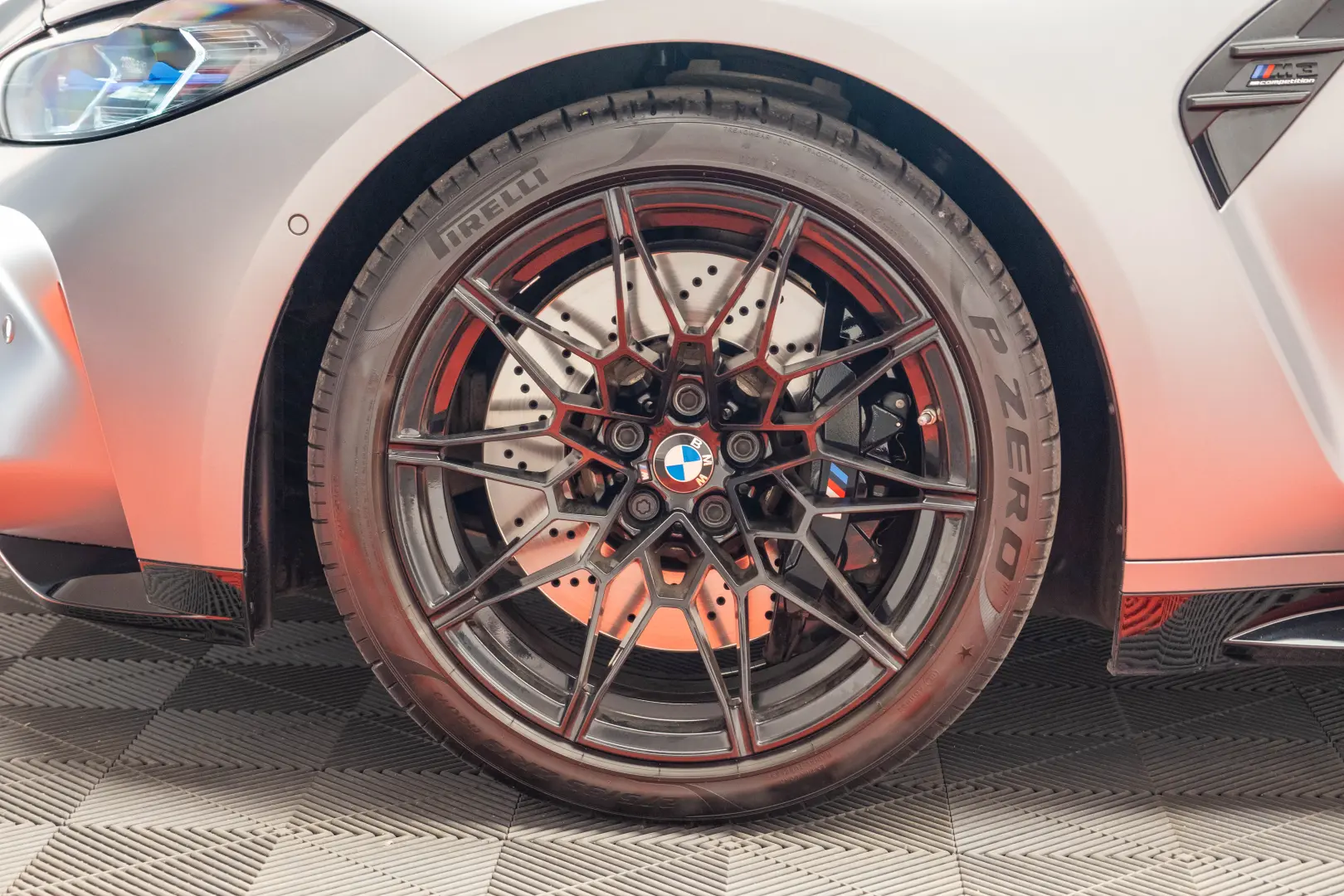 BMW M3 xDrive Competition H&K Carbon