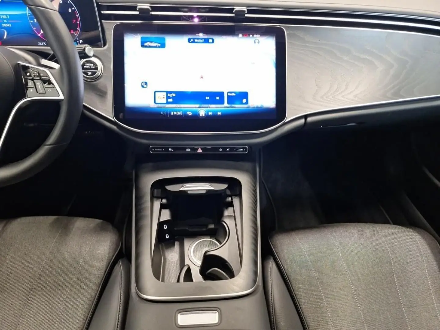 E 200 AVANTGARDE DISTRONIC KEYLESS-GO KAMERA LED