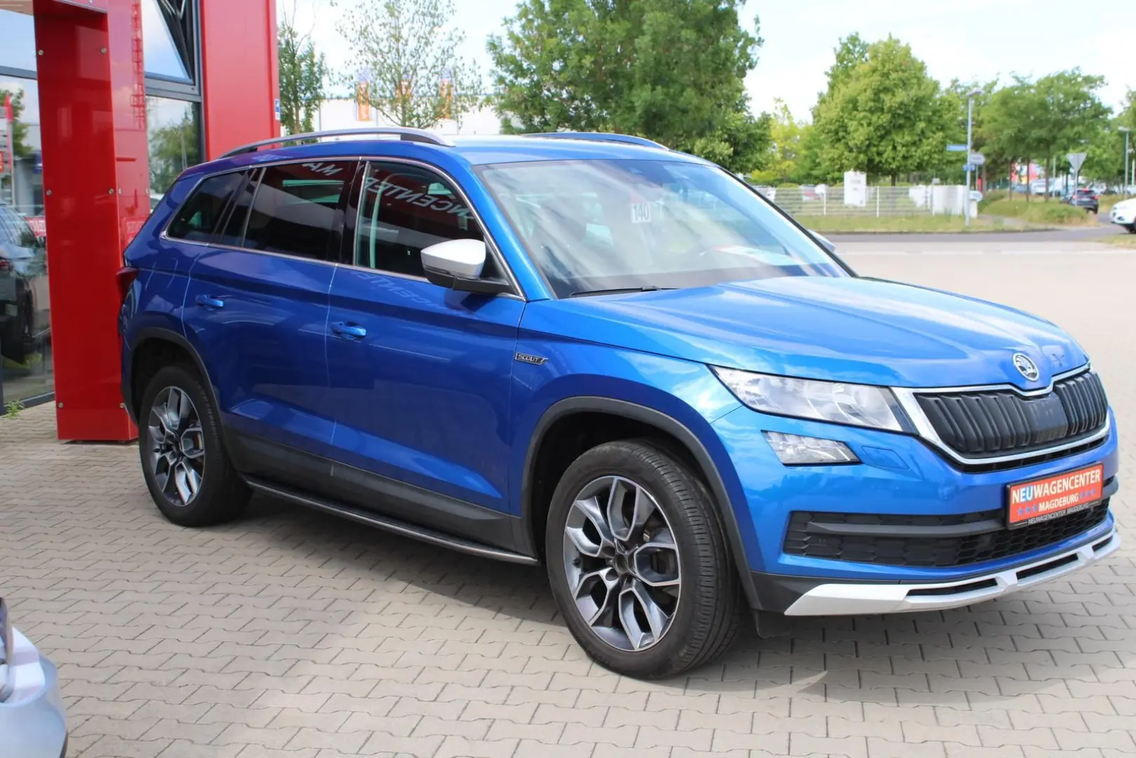 Kodiaq 2.0 TDI Scout *4x4*ST.HZG*NAVI*AHK*4xSHZ*