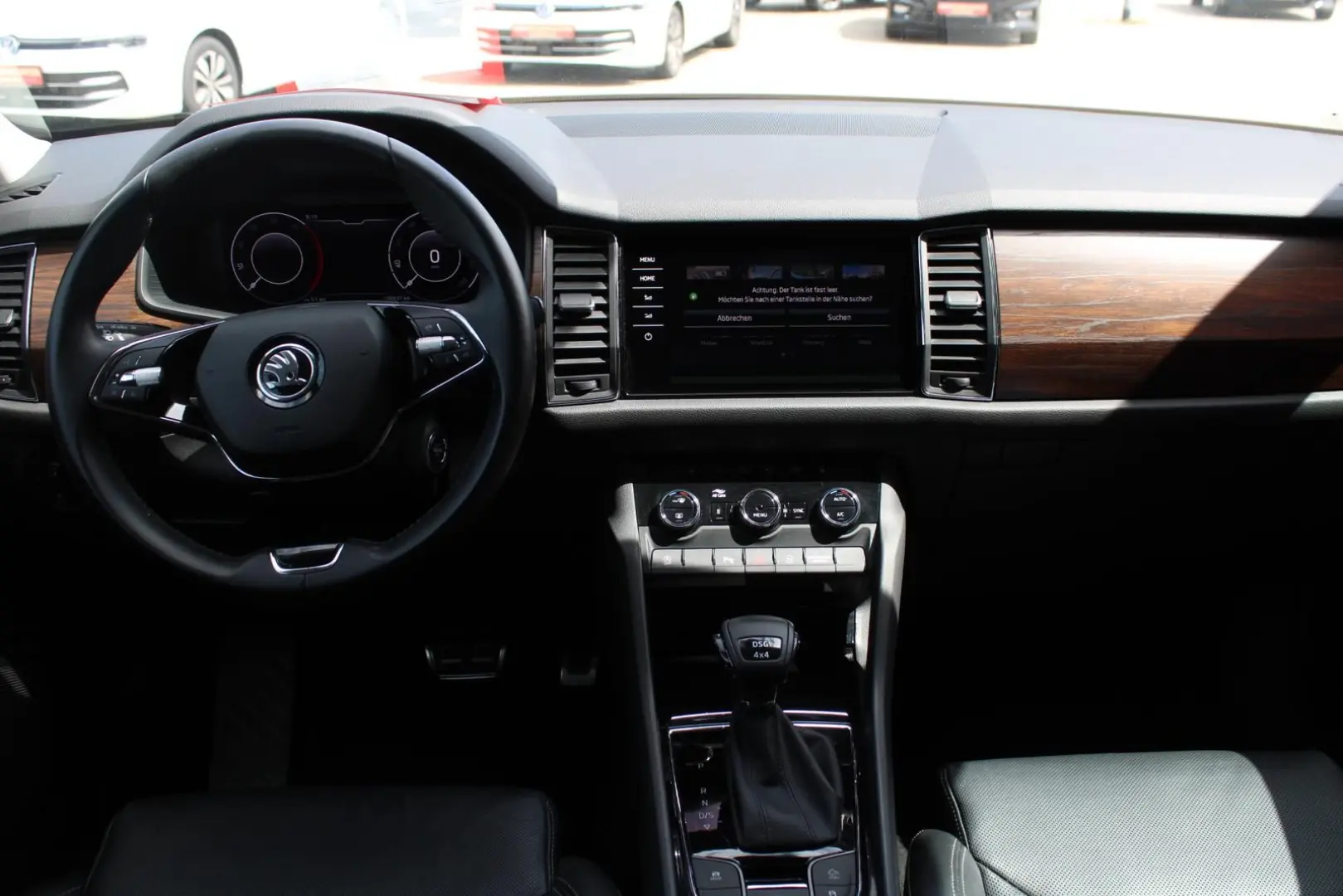 Kodiaq 2.0 TDI Scout *4x4*ST.HZG*NAVI*AHK*4xSHZ*