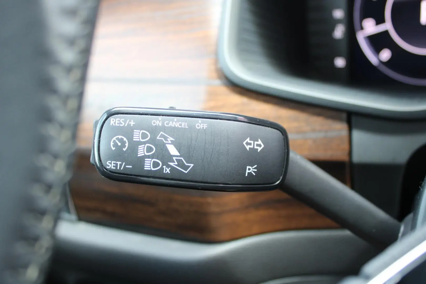 Kodiaq 2.0 TDI Scout *4x4*ST.HZG*NAVI*AHK*4xSHZ*