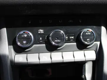 Kodiaq 2.0 TDI Scout *4x4*ST.HZG*NAVI*AHK*4xSHZ*