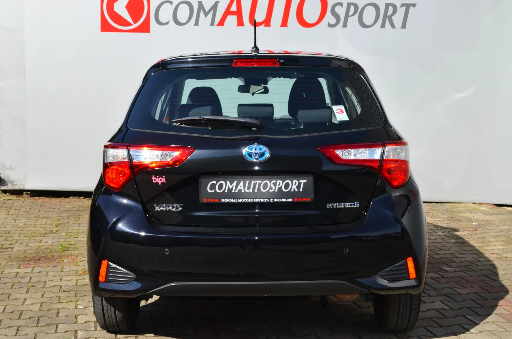 TOYOTA YARIS HYBRID