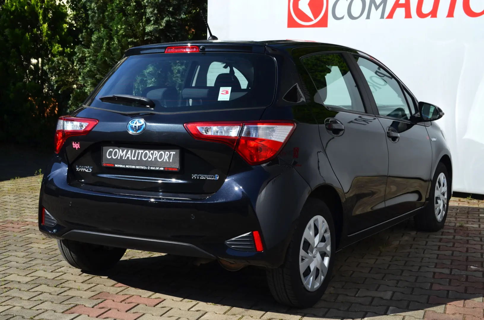 TOYOTA YARIS HYBRID