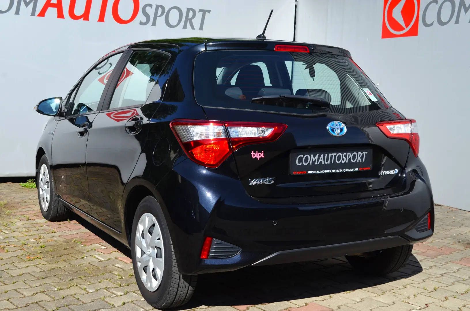 TOYOTA YARIS HYBRID
