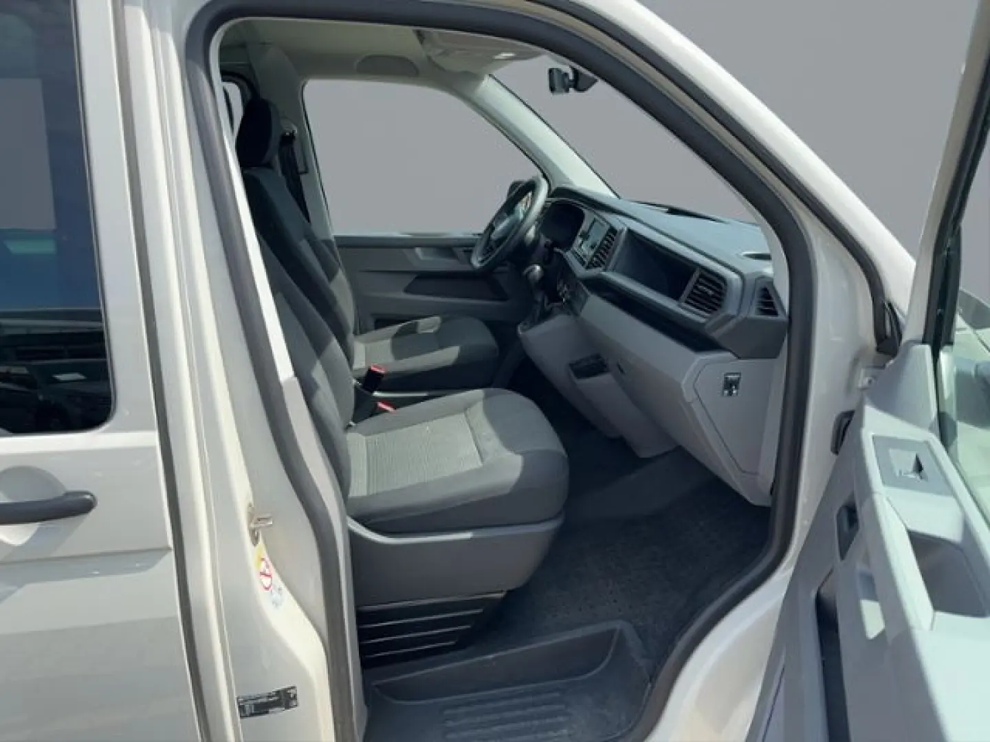 T6.1 Transporter Kombi 2.0 TDI KR DSG, Klima, LE