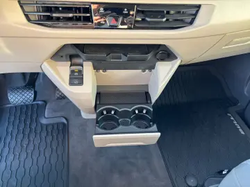 Multivan 2,0TDI 110KW DSG AHK NAVI KAMERA PDC