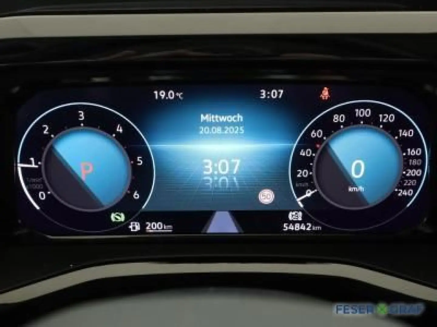 T7 Multivan 2.0TDI Life lang DSG 7Sitze AHK LED