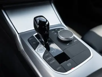 M340d xDrive ACC HUD LASER STANDHZ NAVI KEYLESS