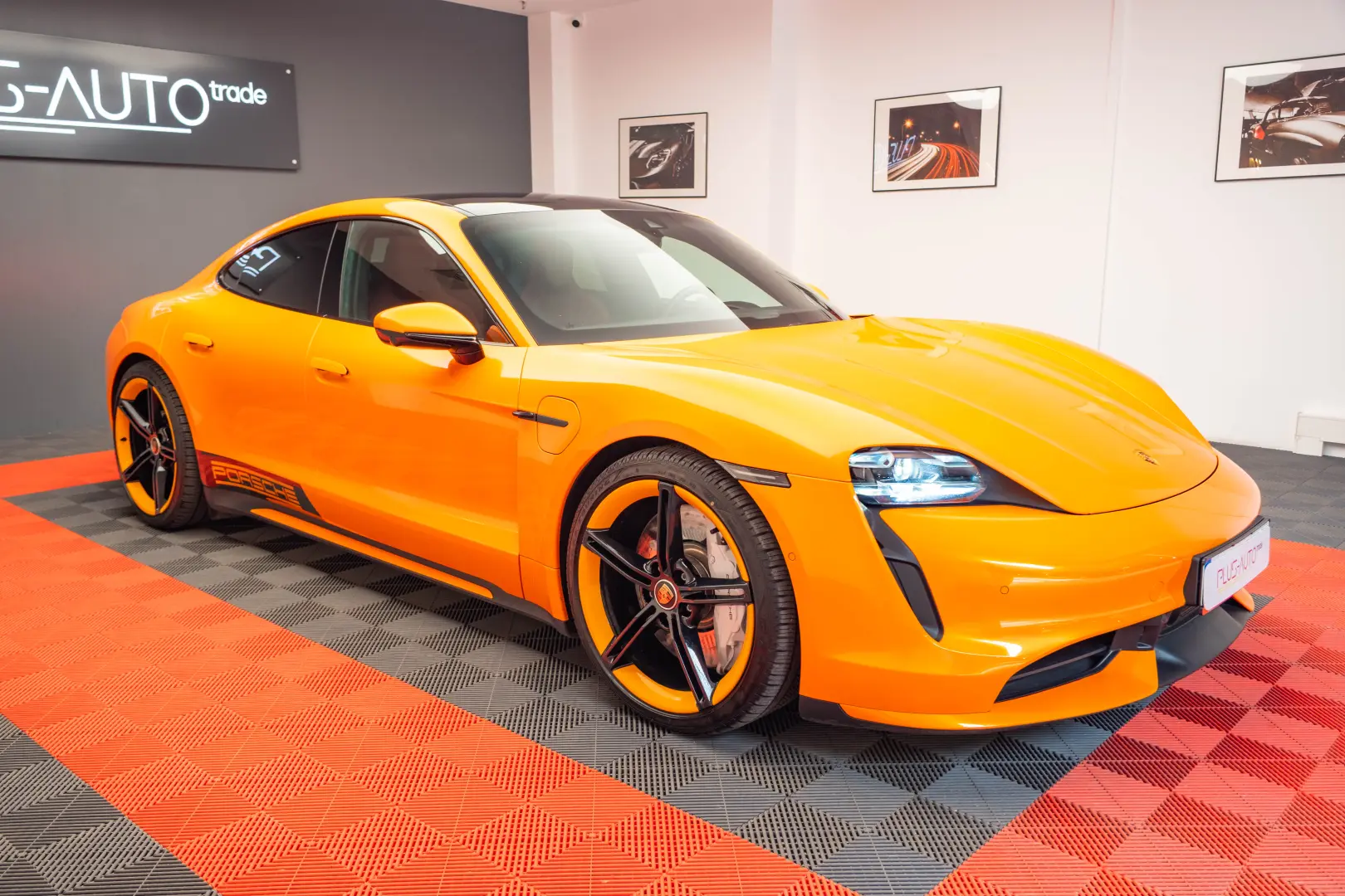 Porsche Taycan Turbo 680CP