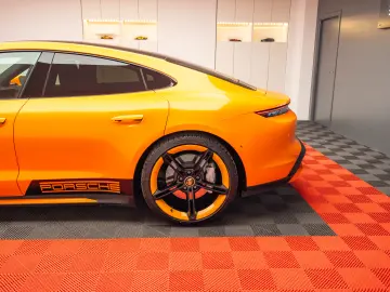Porsche Taycan Turbo 680CP