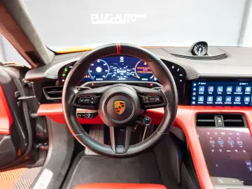 Porsche Taycan Turbo 680CP