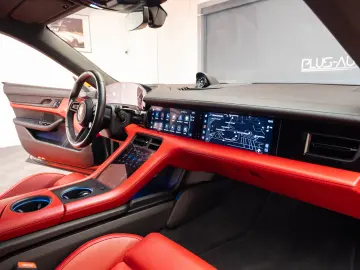 Porsche Taycan Turbo 680CP