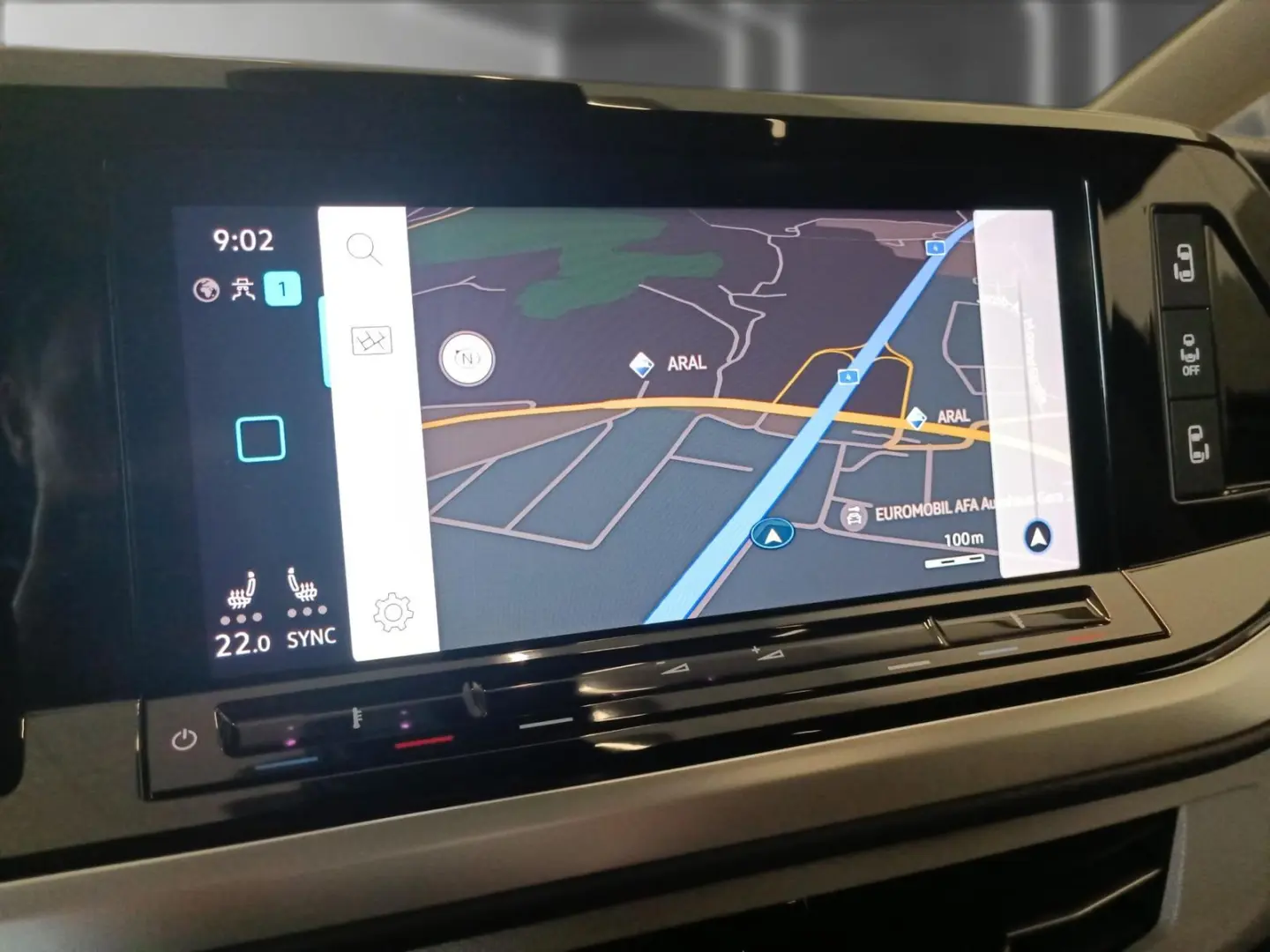 T7 Multivan 2,0 TDI Style DSG LED*Navi*AHK*StHz