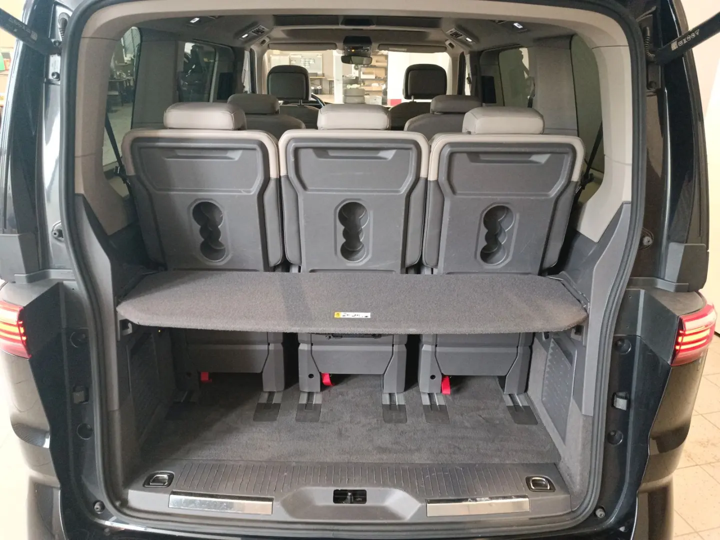 T7 Multivan 2,0 TDI Style DSG LED*Navi*AHK*StHz